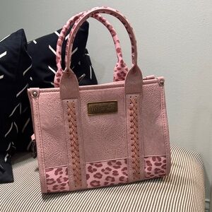 NWT Wrangler Pink and Leopard Women's Tote